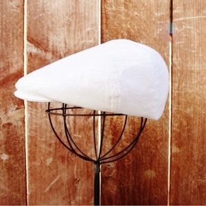 White linen newsboy hat